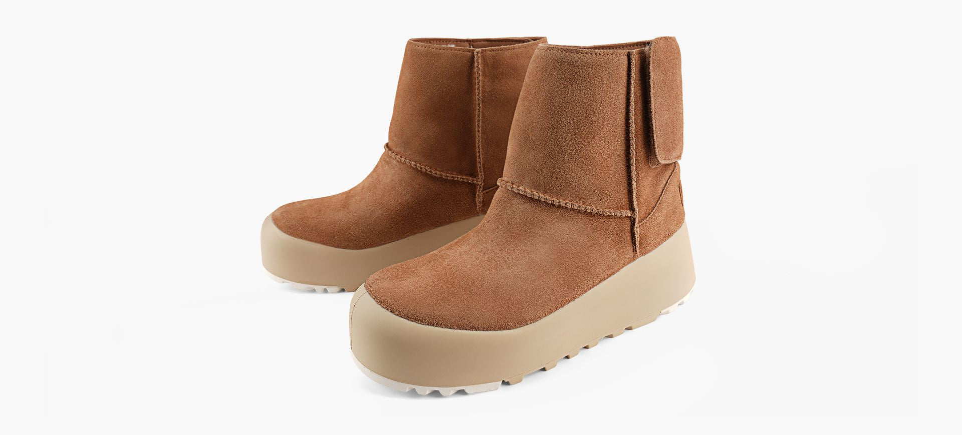 UGG CLASSICSTREETSCAPE en TAN vue 4