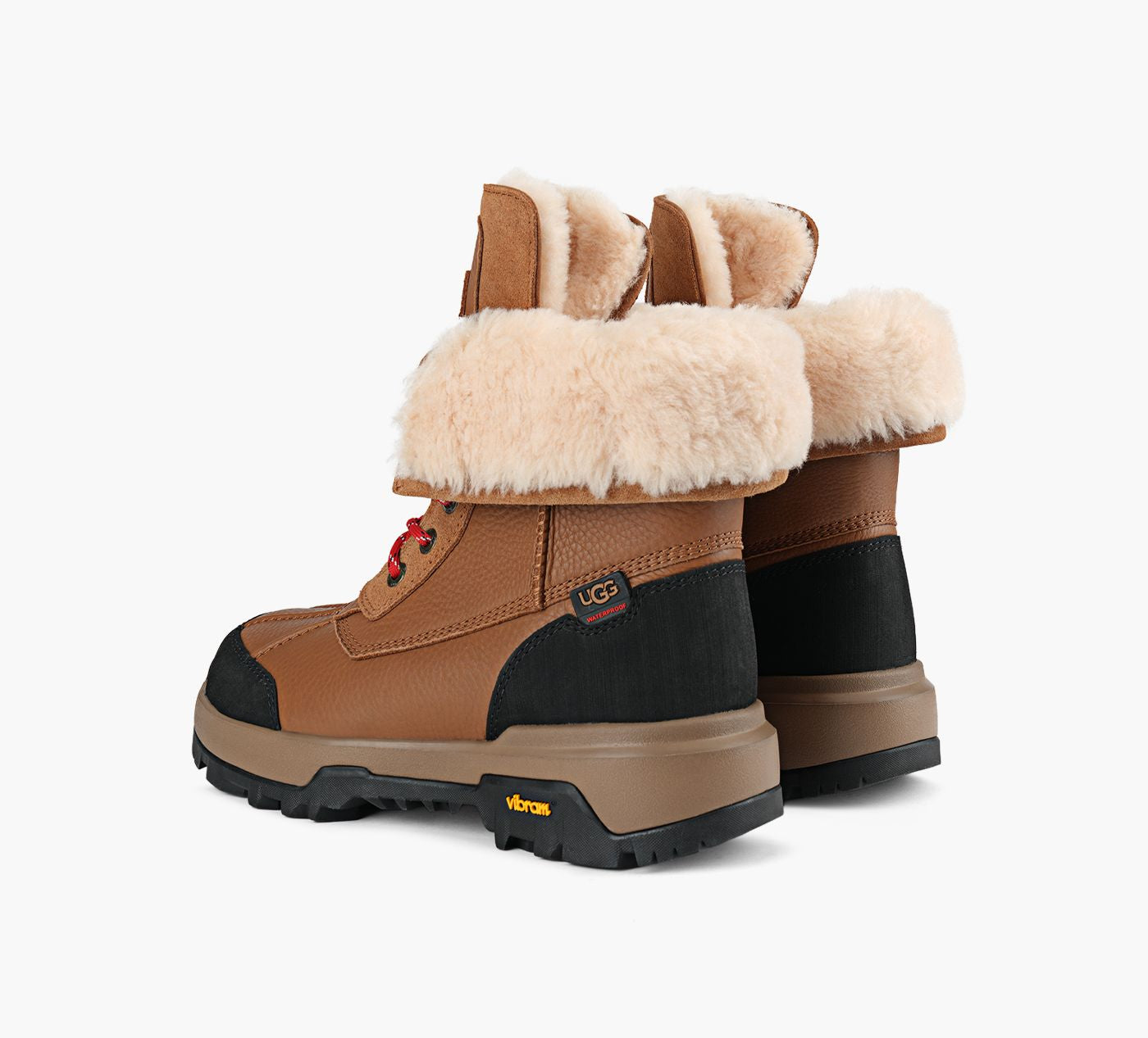 UGG ADIRONDACKBOOTXXV in TAN view 3