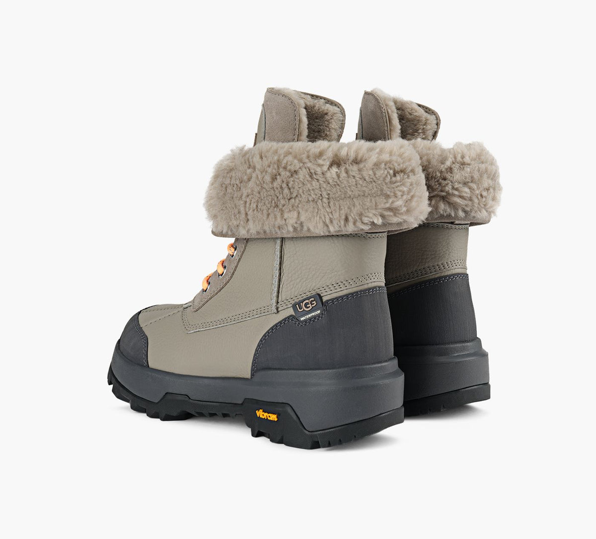 UGG ADIRONDACKBOOTXXV in GREY view 3