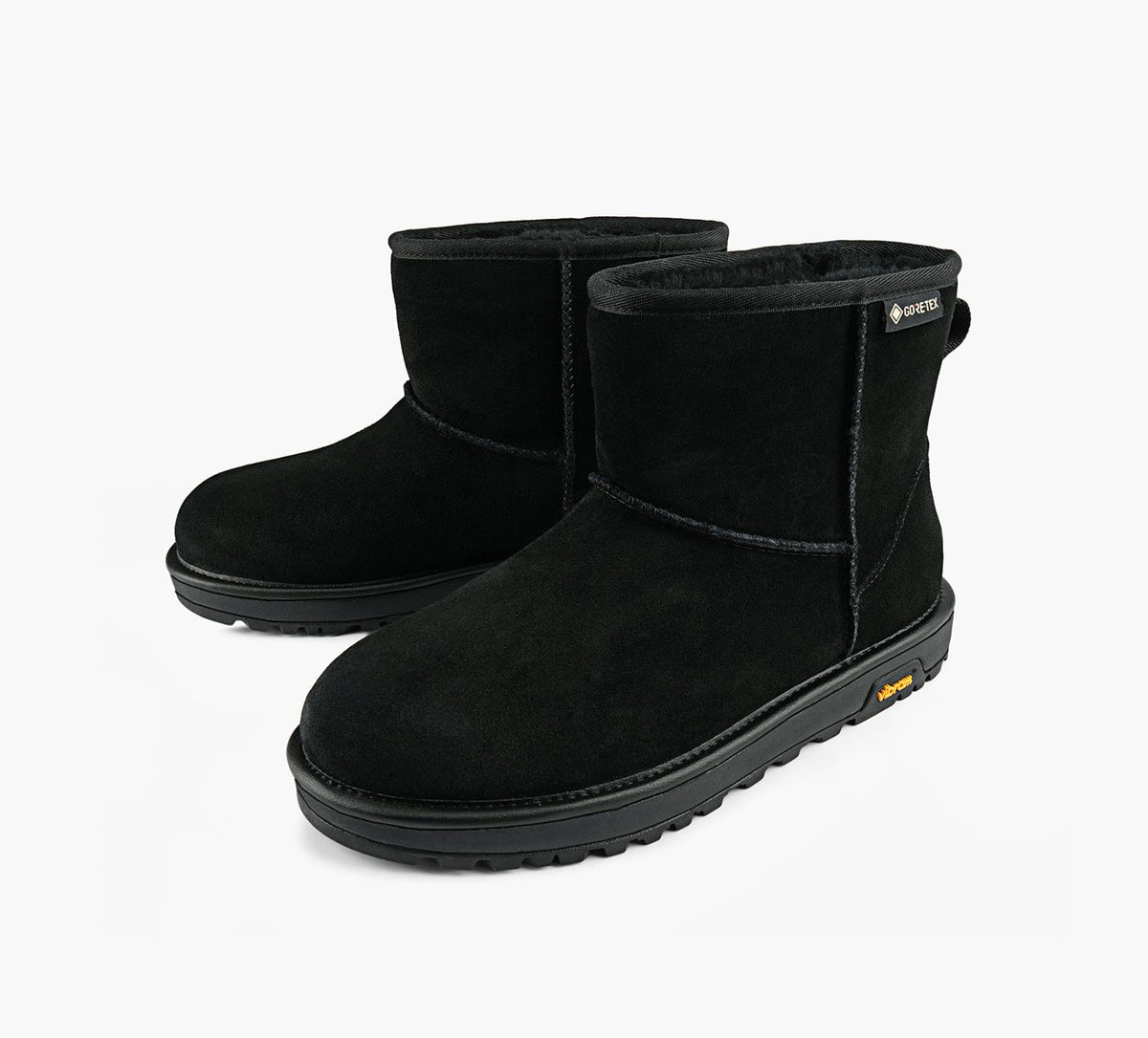 UGG CLASSICMINIGTX en NOIR vue 4