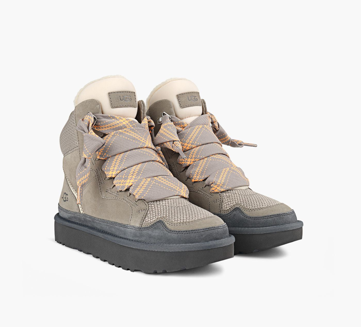 UGG HIGHMEL en GRIS vue 2