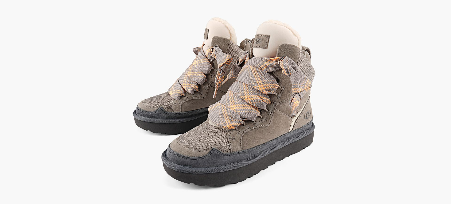 UGG HIGHMEL en GRIS vue 4