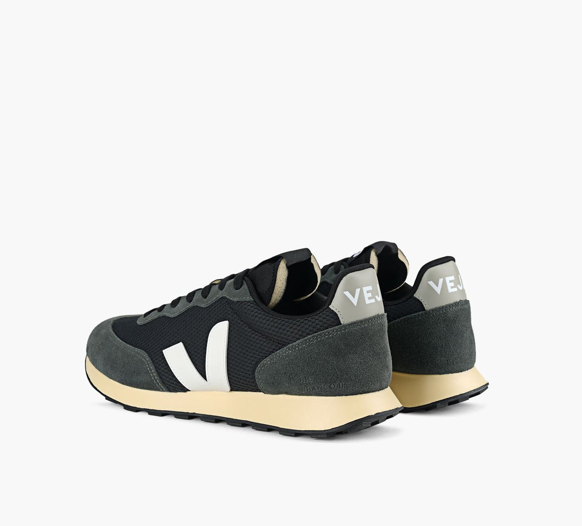 VEJA RIOBRANCOII in BLACK view 3