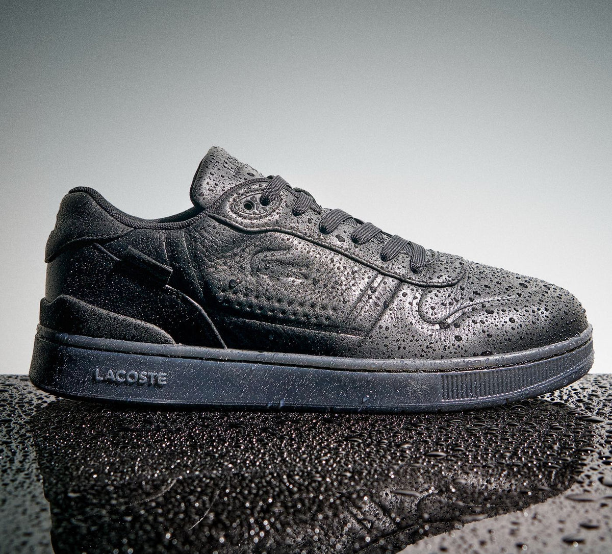 LACOSTE TCLIPSHIELD in BLACK view 7