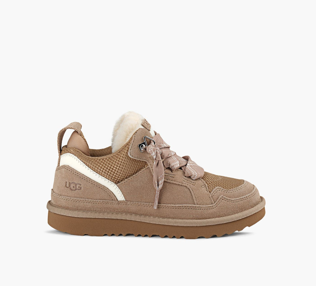 UGG LOWMEL en TAUPE