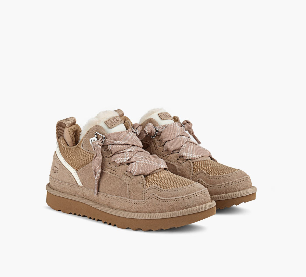 UGG LOWMEL en TAUPE vue 2