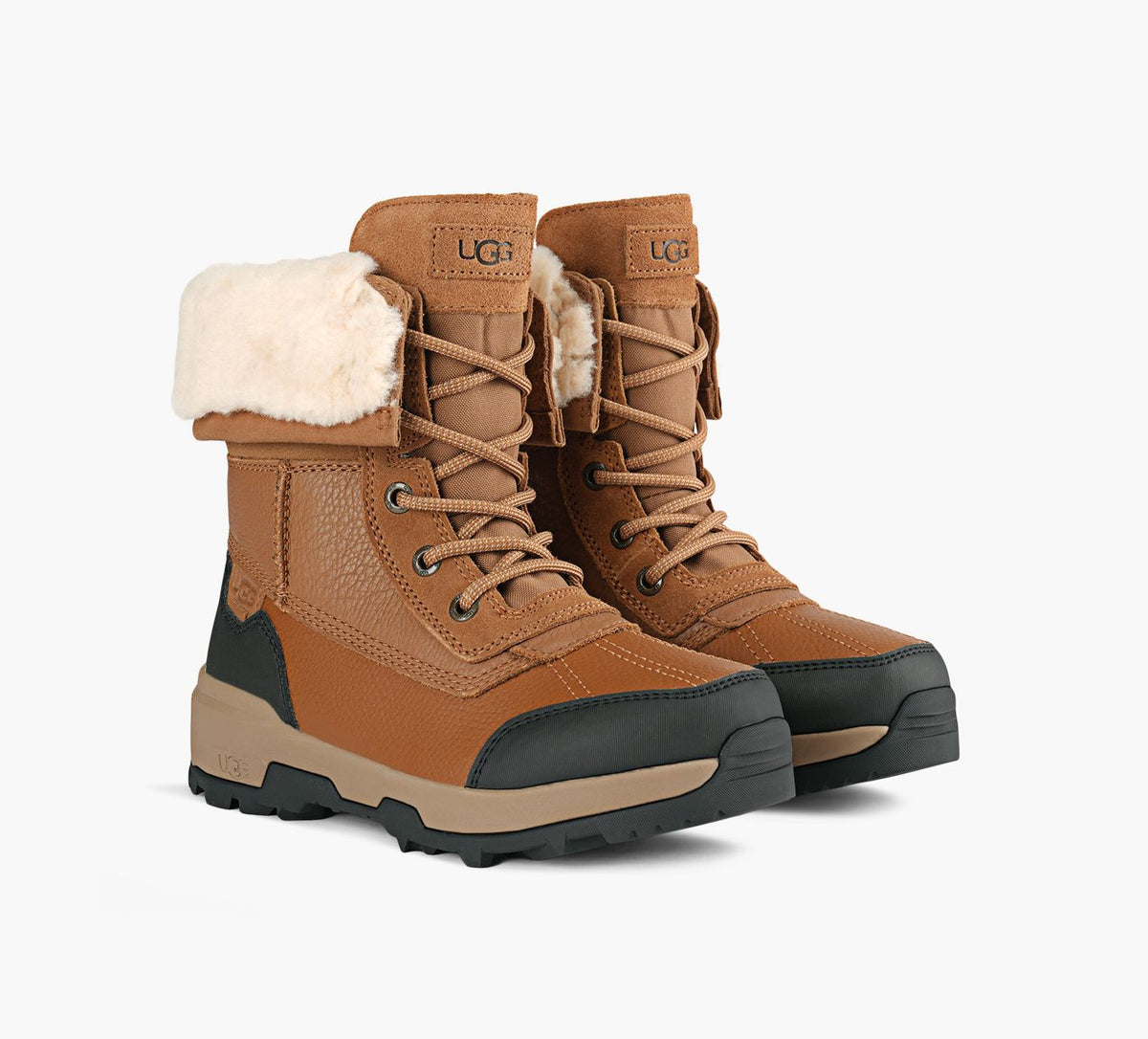UGG BOTTEADIRONDACKXXV en TAN vue 2