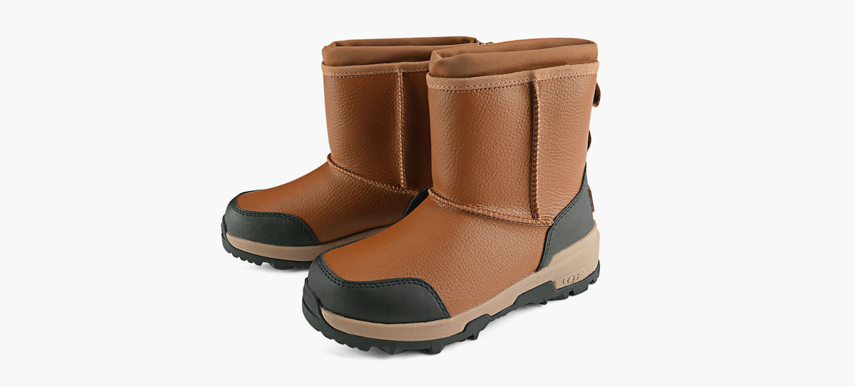 UGG ADIRONDACKXXVPULLON in TAN view 4