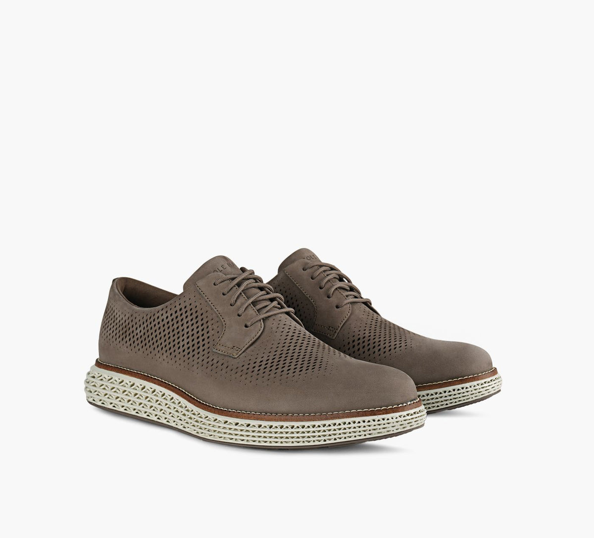 COLE HAAN ORIGINALGRAND20 in TAUPE view 2