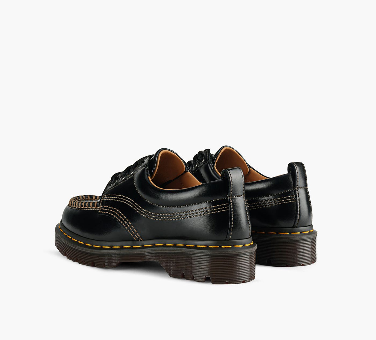 DR. MARTENS LOWELL in BLACK view 3