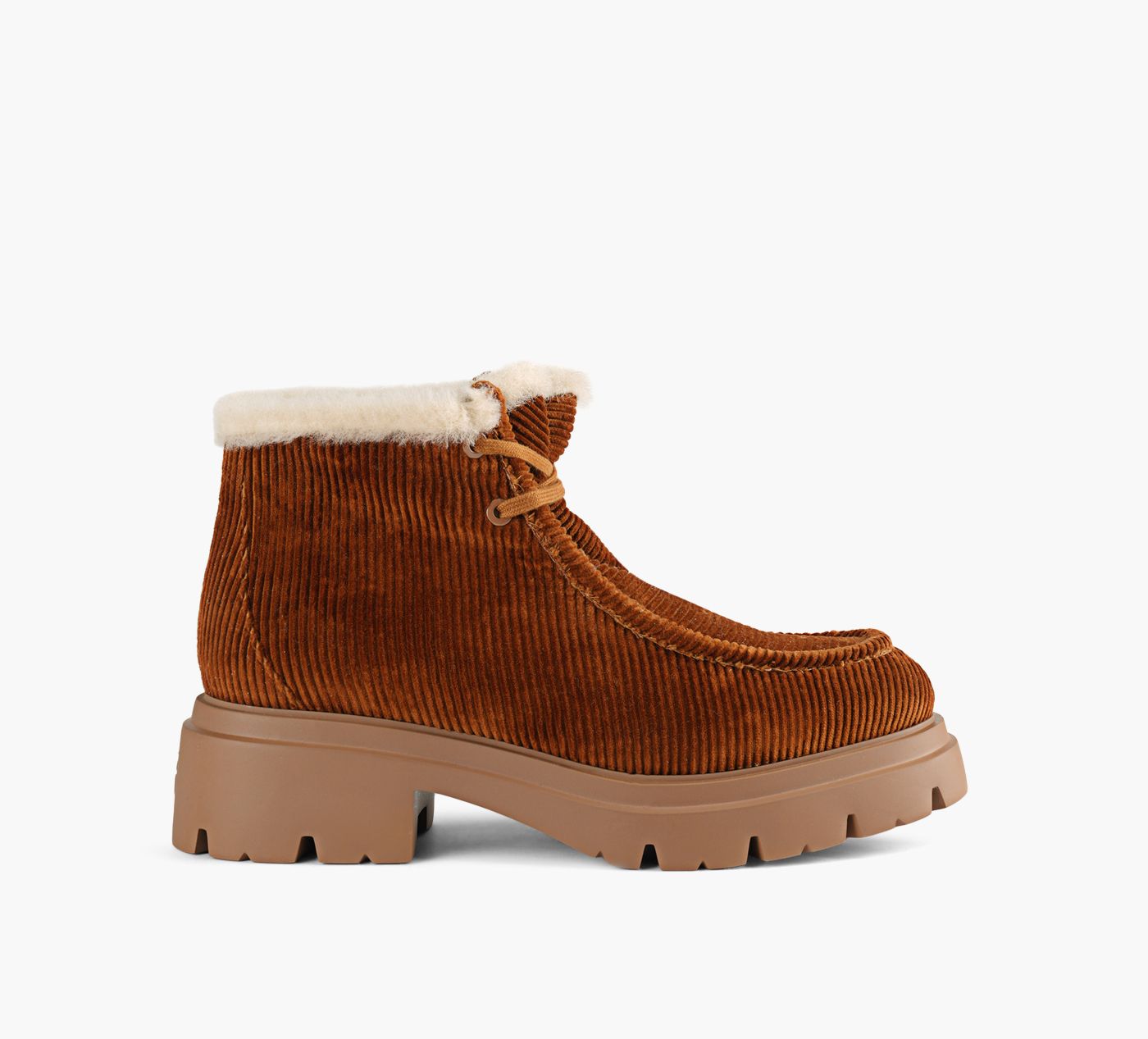 STUART WEITZMAN CHUKKAENPEAURETOURNEHUDSON en TAN