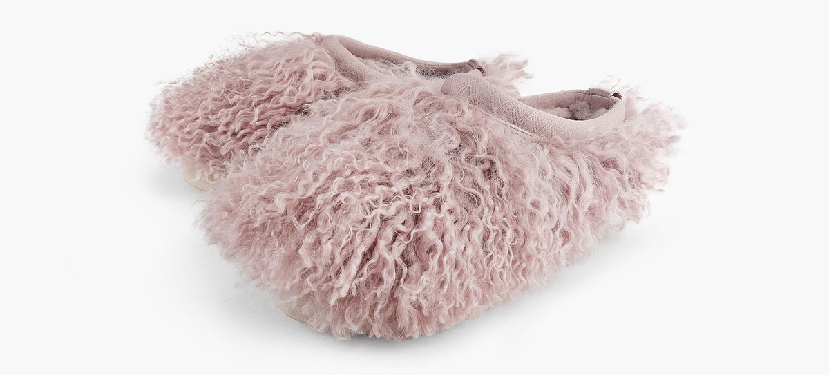 UGG TAZZFLUFFMOMMAMONGOLIAN en ROSE PALE vue 4