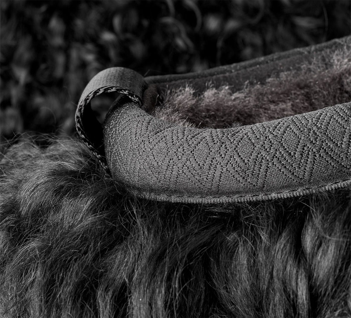 UGG TAZZFLUFFMOMMAMONGOLIAN en NOIR vue 7