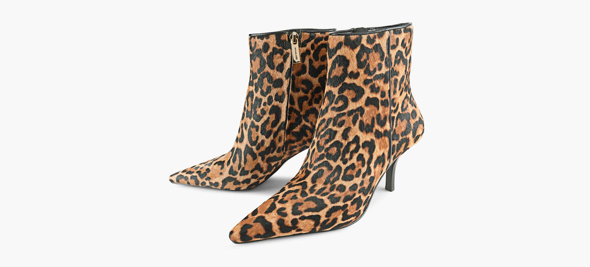 MICHAEL KORS SELINAHEELEDBOOTIE in TAN view 4