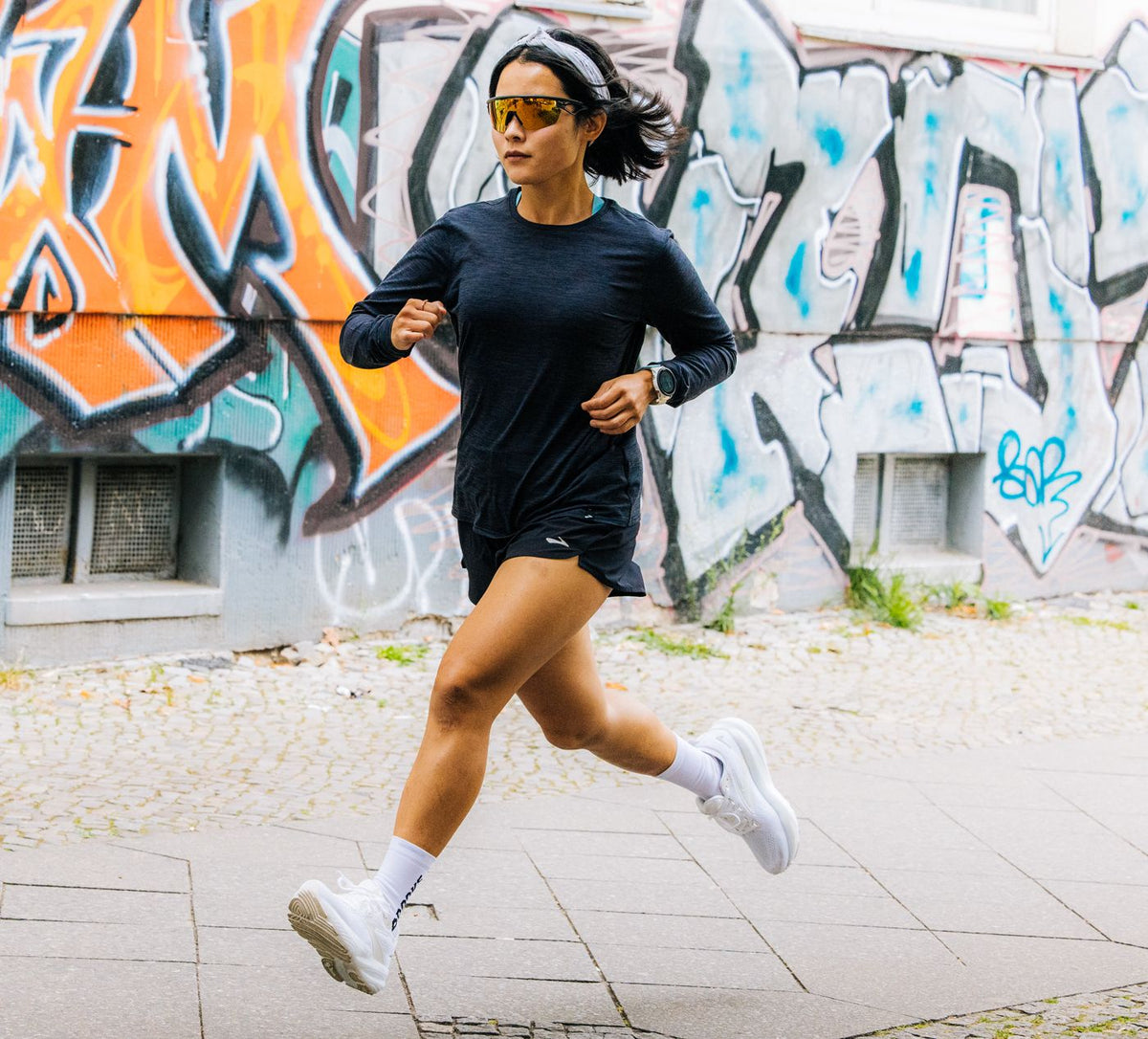 BROOKS GLYCERIN22 in WHITE view 8
