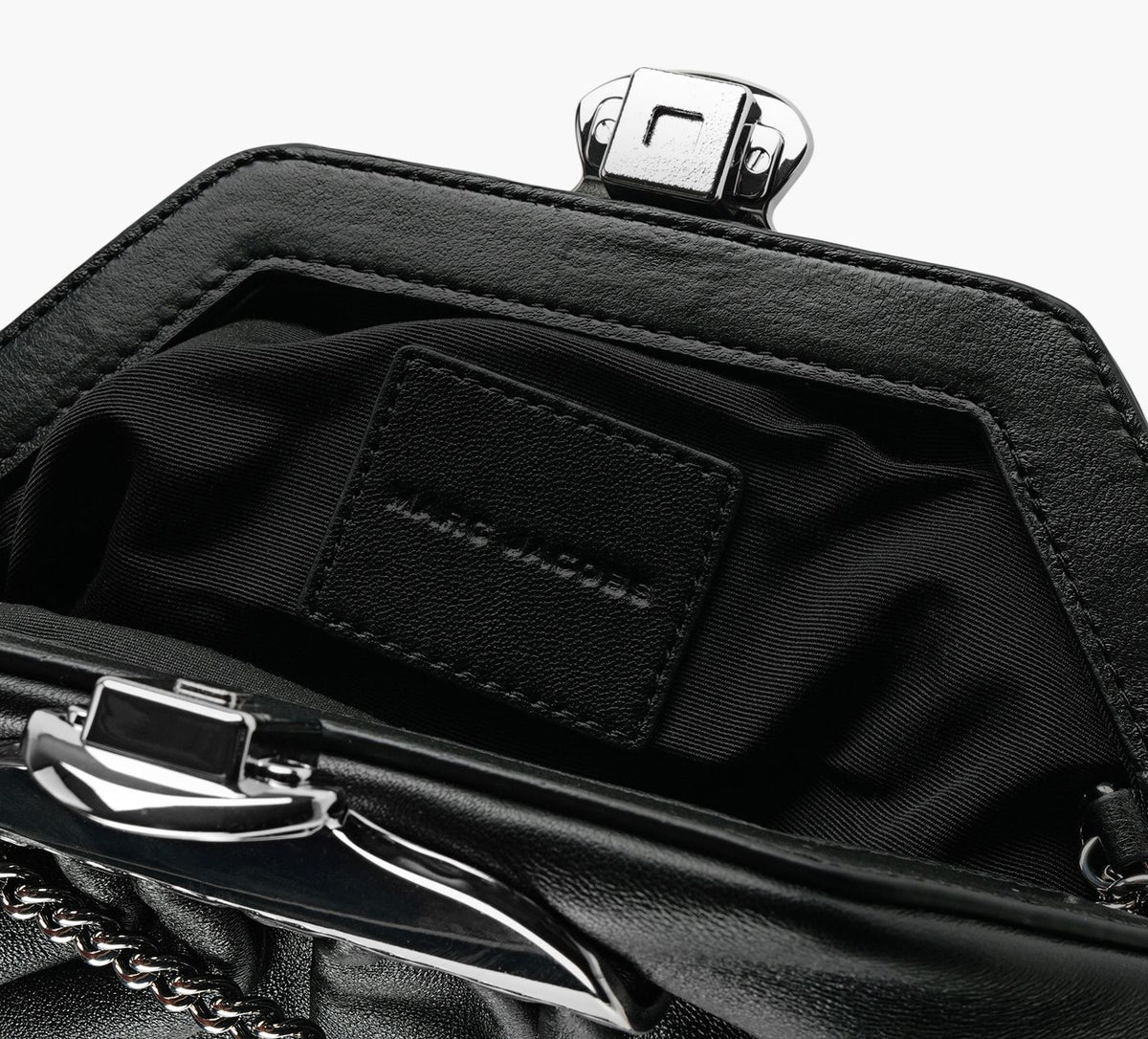 MARC JACOBS THESMALLCLAWCLIPCLUTCH in BLACK view 3