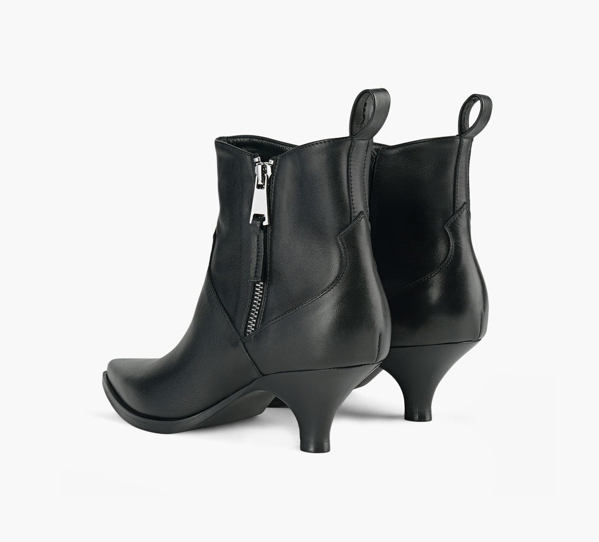 ELENA IACHI POLARISBOOTIE in BLACK view 3