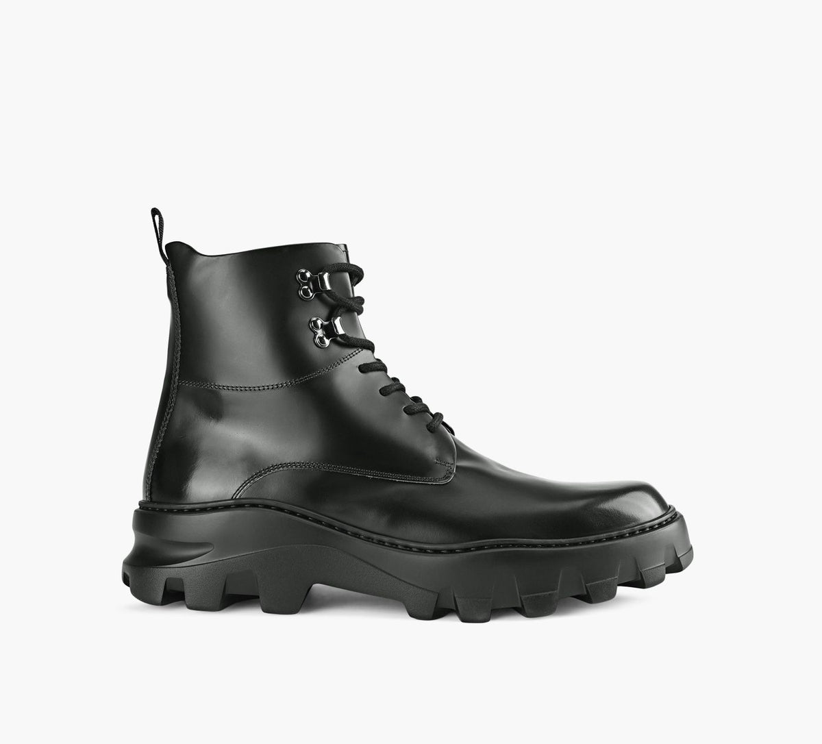 INTENSI TRAPPER in BLACK