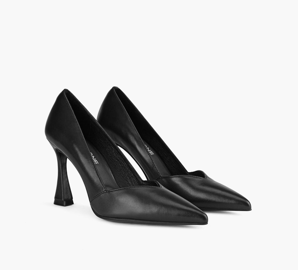 WISHBONE STELLAPUMP in BLACK view 2
