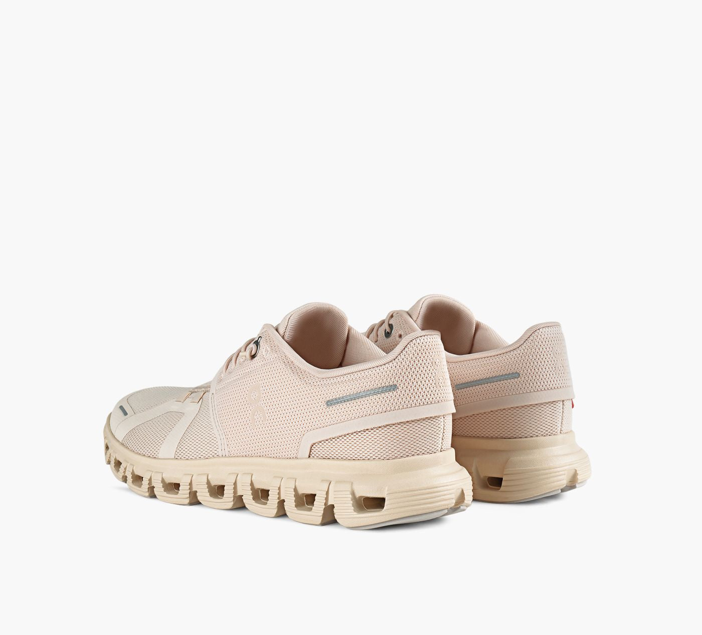 ON CLOUD6 en BEIGE vue 3