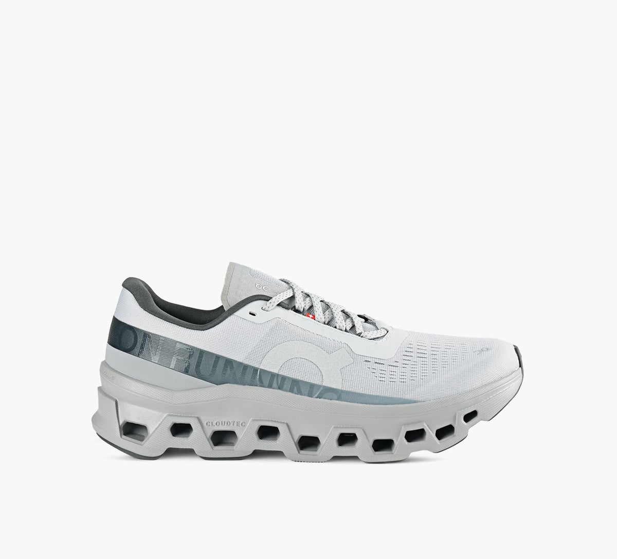 ON CLOUDMONSTER1 en GRIS