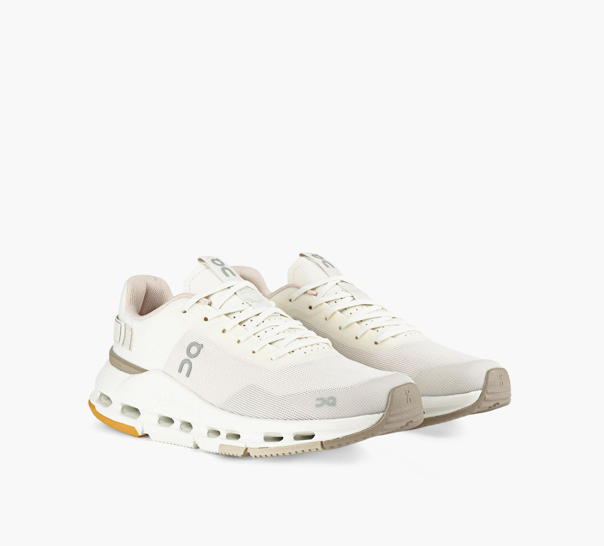 ON CLOUDNOVAFORM2 en BEIGE vue 2