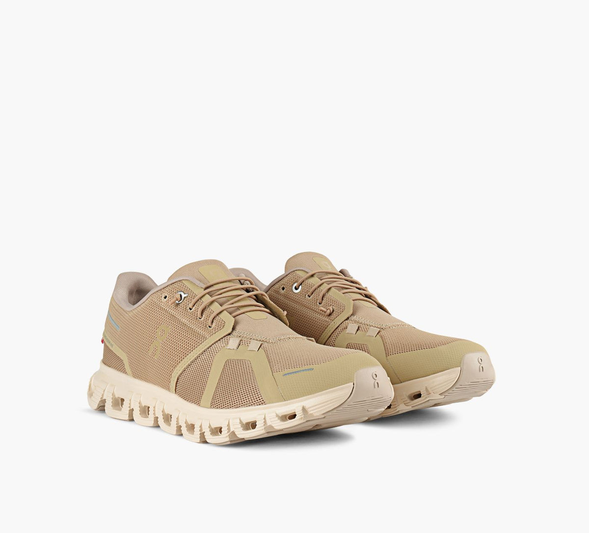 ON CLOUD6 in TAUPE view 2