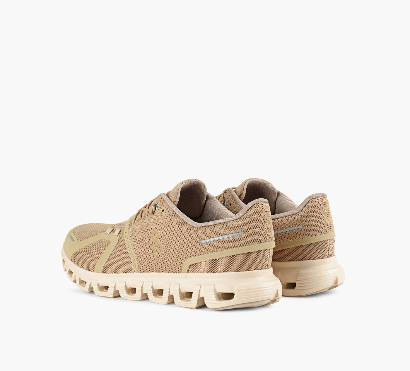 ON CLOUD6 in TAUPE view 3