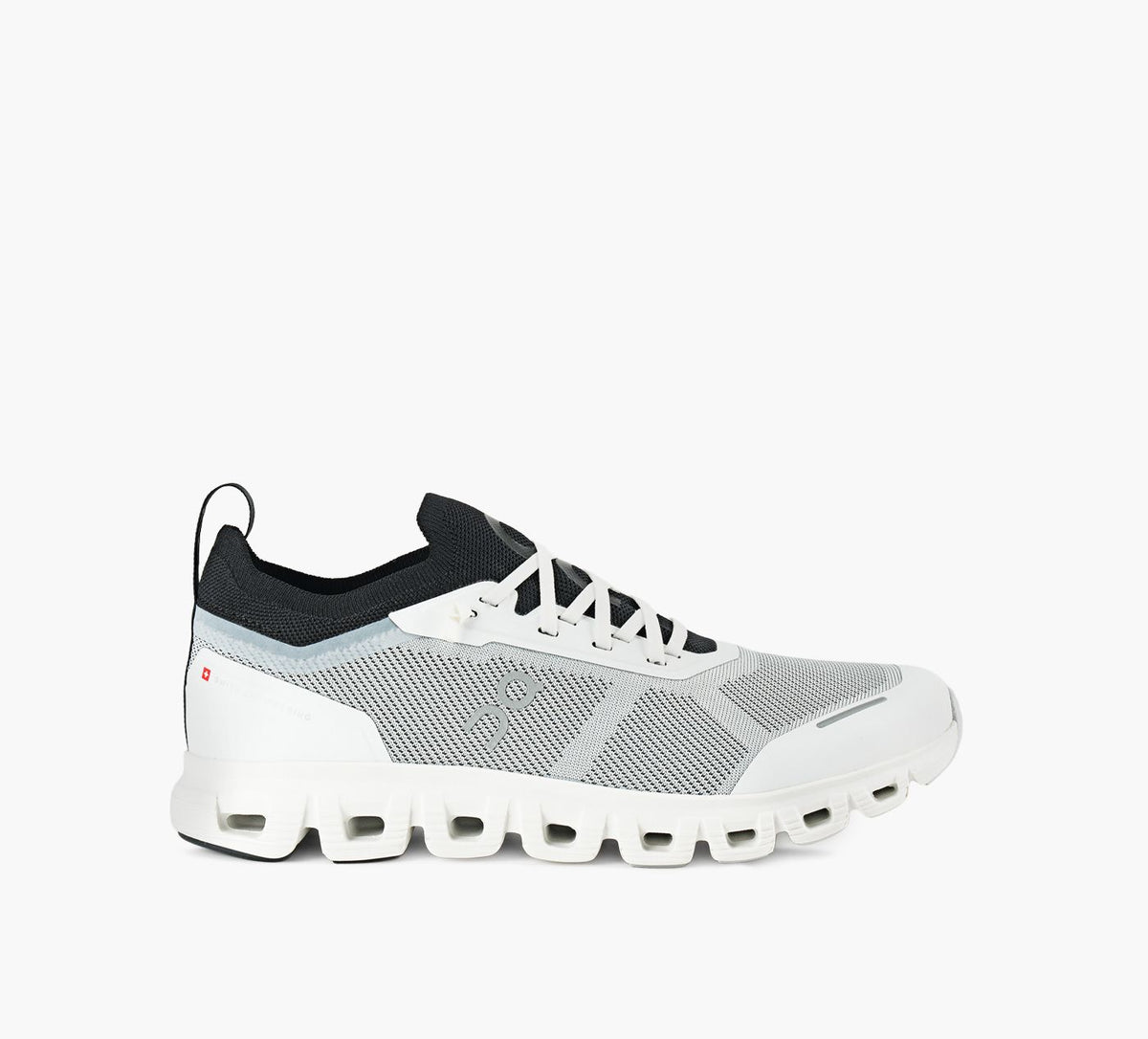 ON CLOUD6VERSA in WHITE