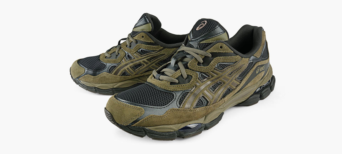 ASICS GELNYC in GREEN view 4