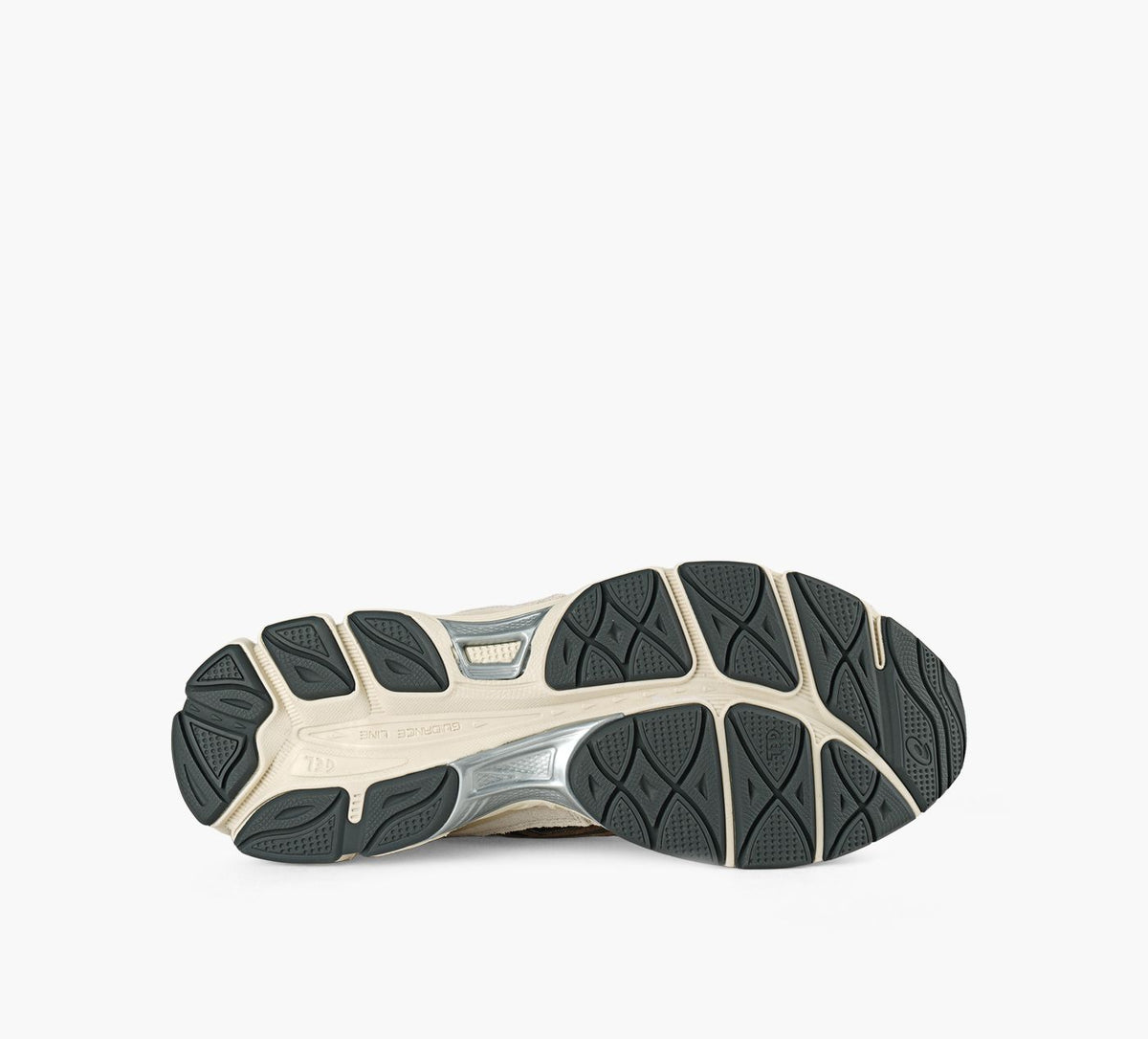 ASICS GELNYC in BROWN view 6