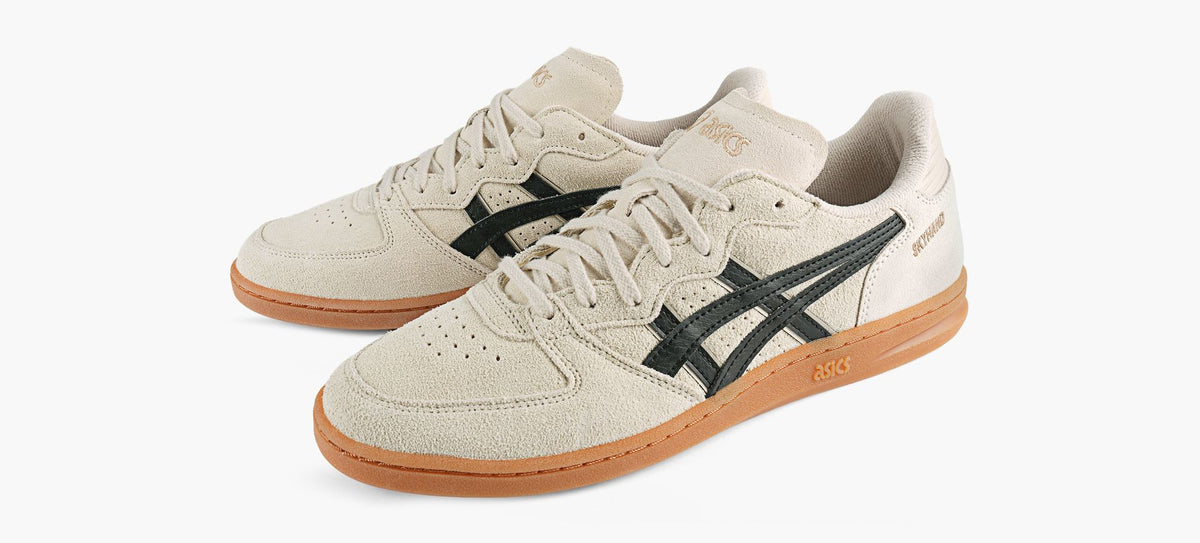 ASICS SKYHANDOG in WHITE view 4