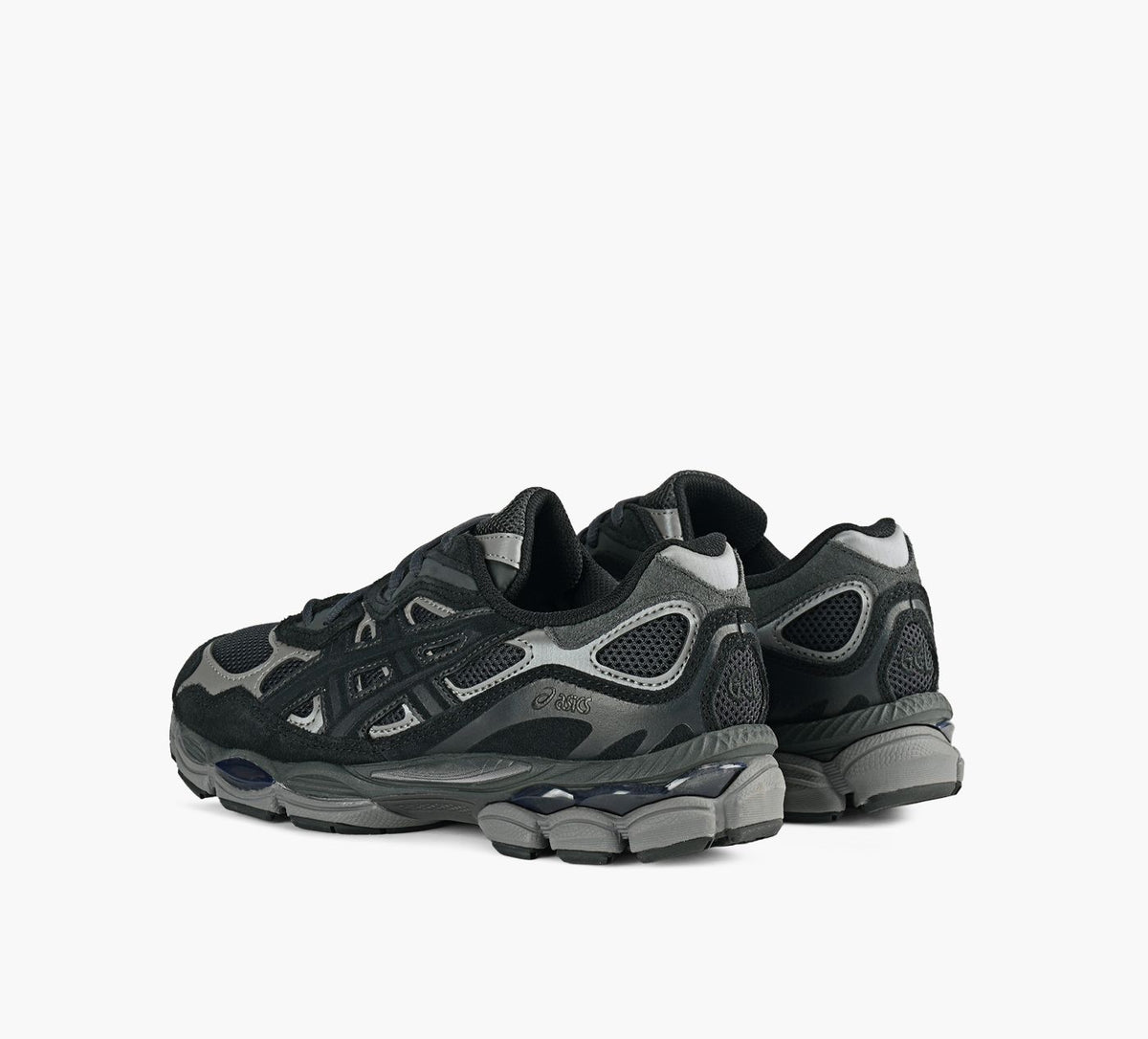ASICS GELNYC en NOIR vue 3