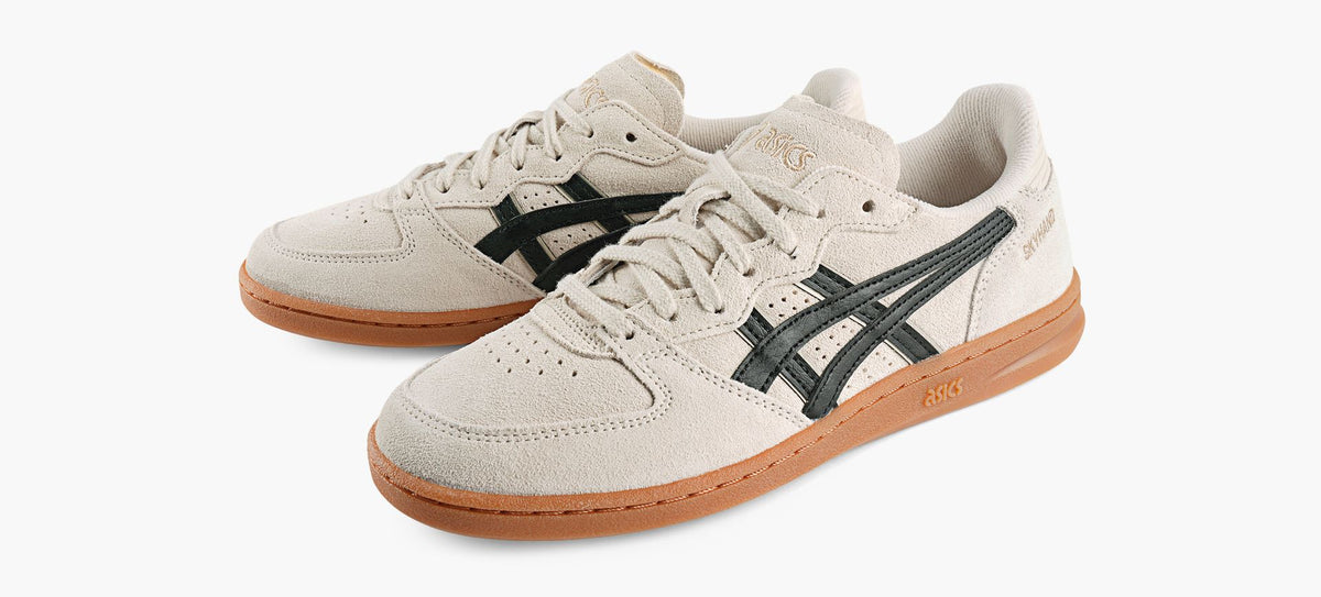 ASICS SKYHANDOG en BLANC vue 4