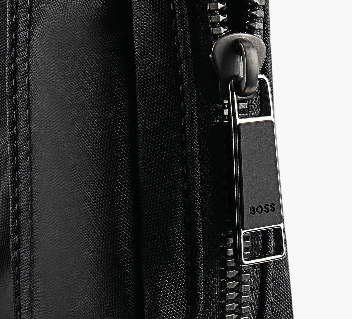 BOSS SacreporterCATCH en NOIR vue 3