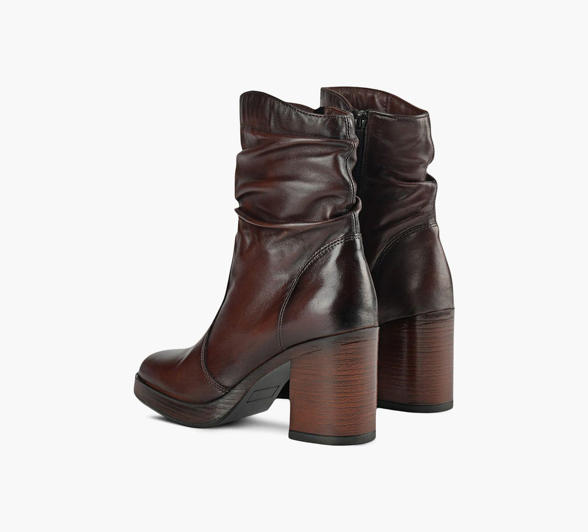BROWNS SPICED en BRUN vue 3