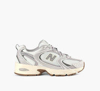 NEW BALANCE 530 in TAUPE