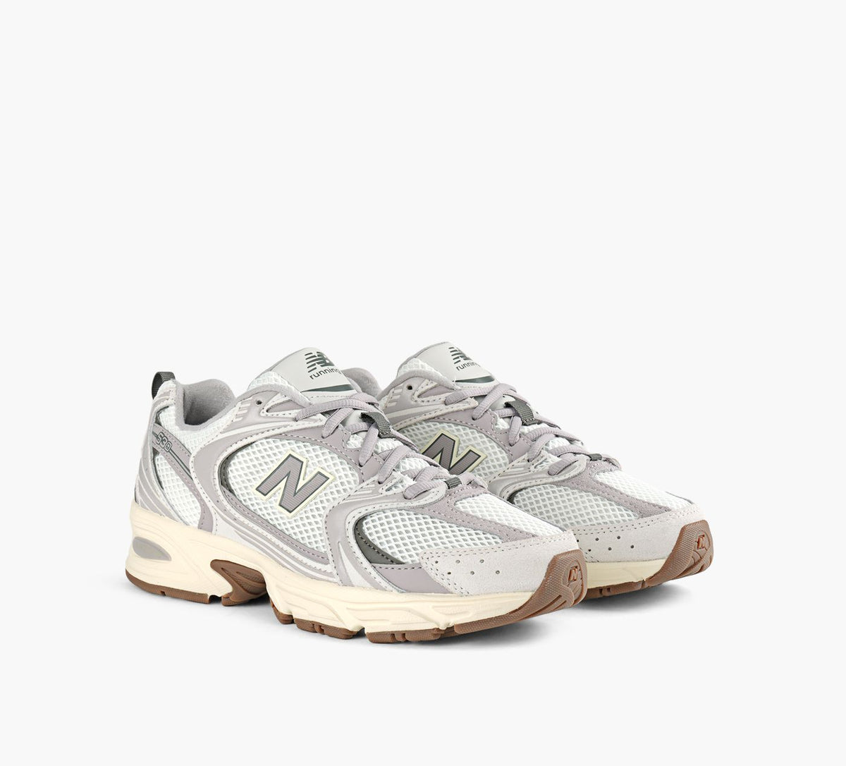 NEW BALANCE 530 in TAUPE view 2