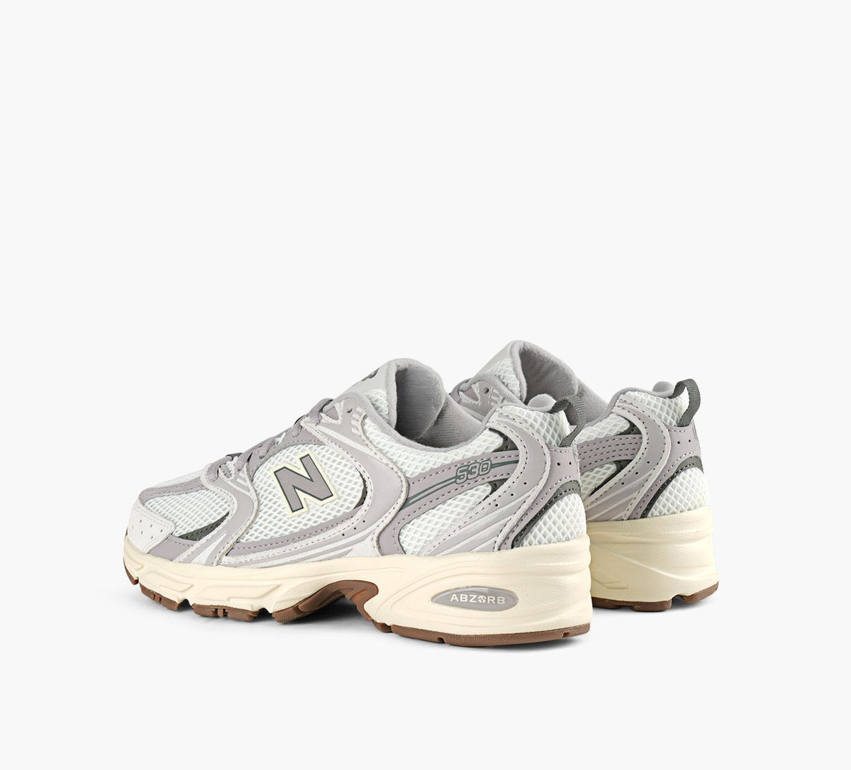 NEW BALANCE 530 in TAUPE view 3
