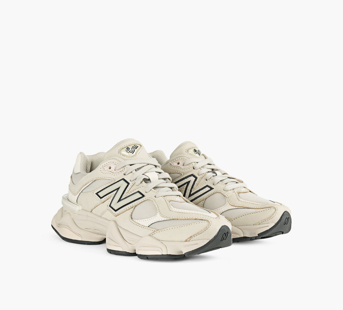 NEW BALANCE 9060 in TAUPE view 2
