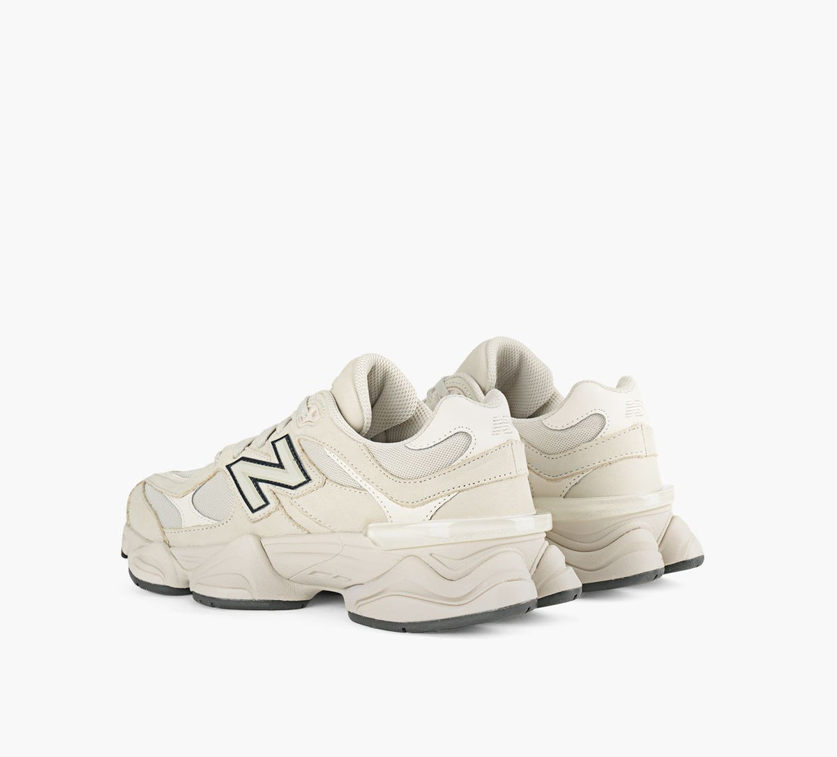 NEW BALANCE 9060 in TAUPE view 3
