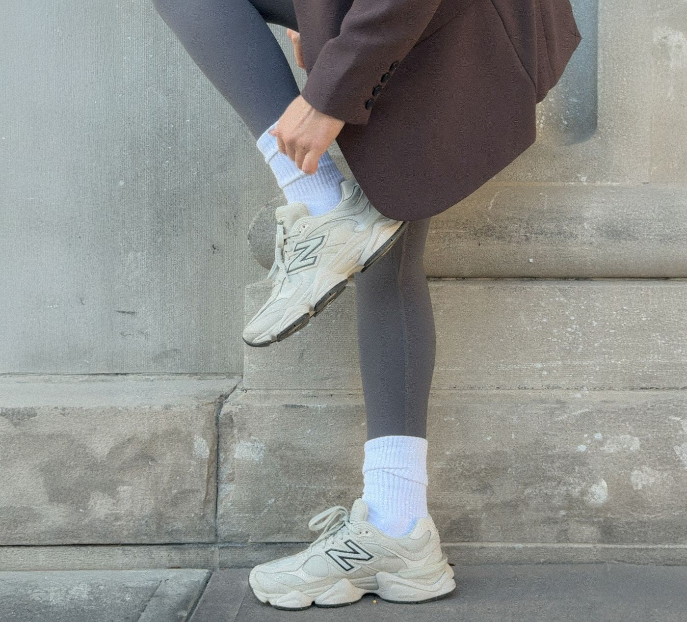 NEW BALANCE 9060 in TAUPE view 7