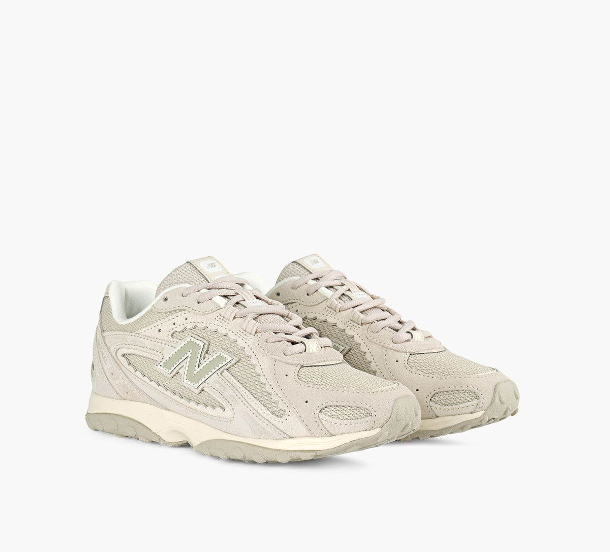 NEW BALANCE 204L en GRIS vue 2