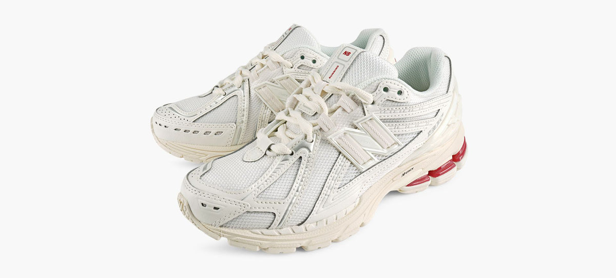 NEW BALANCE 1906R in WHITE view 4
