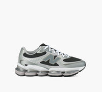 NEW BALANCE ABZORB2000 in SILVER