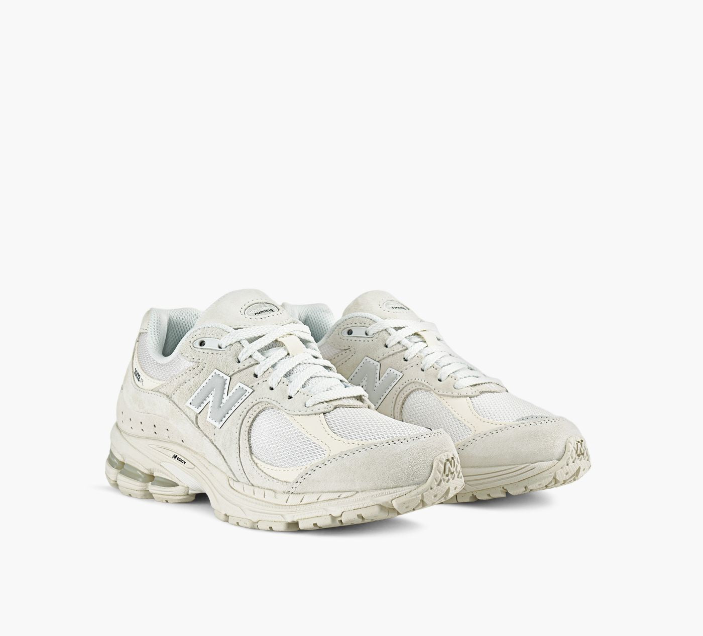NEW BALANCE 2002R in WHITE view 2