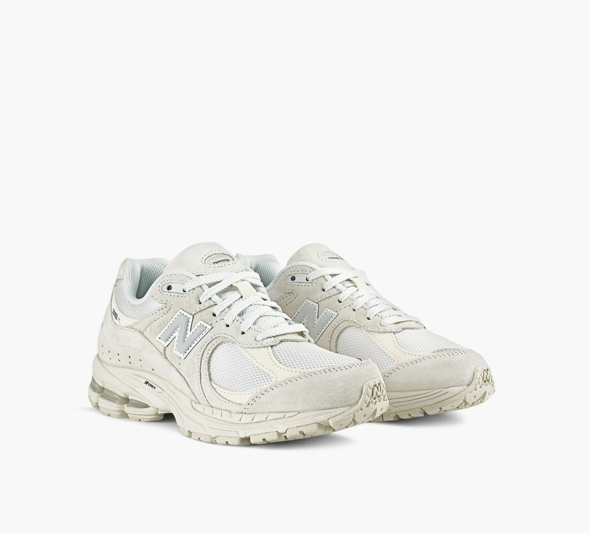 NEW BALANCE 2002R in WHITE view 2
