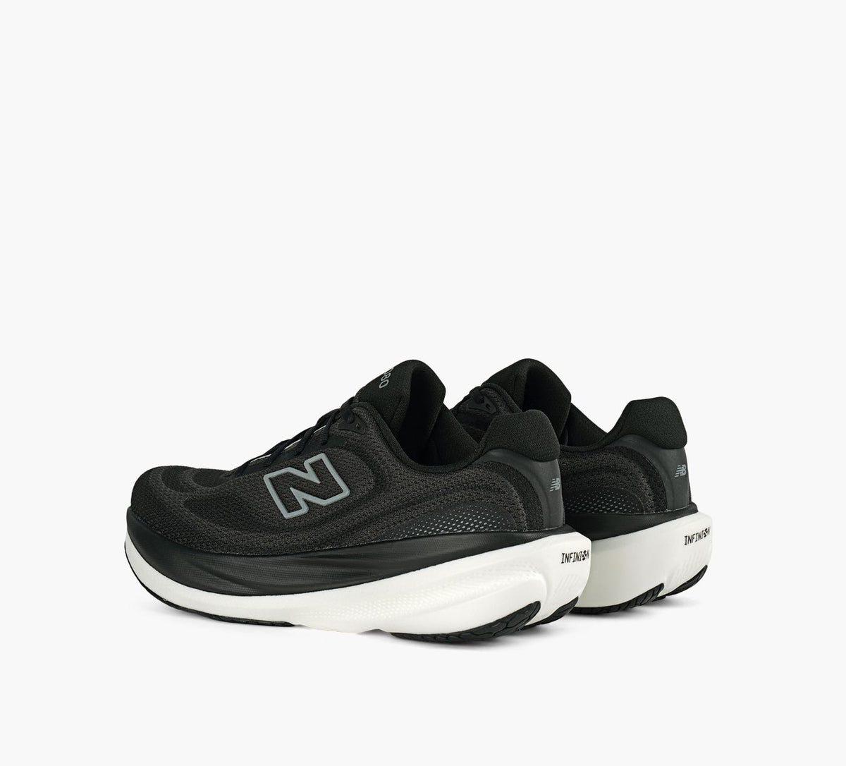 NEW BALANCE 1080V15 en NOIR vue 3