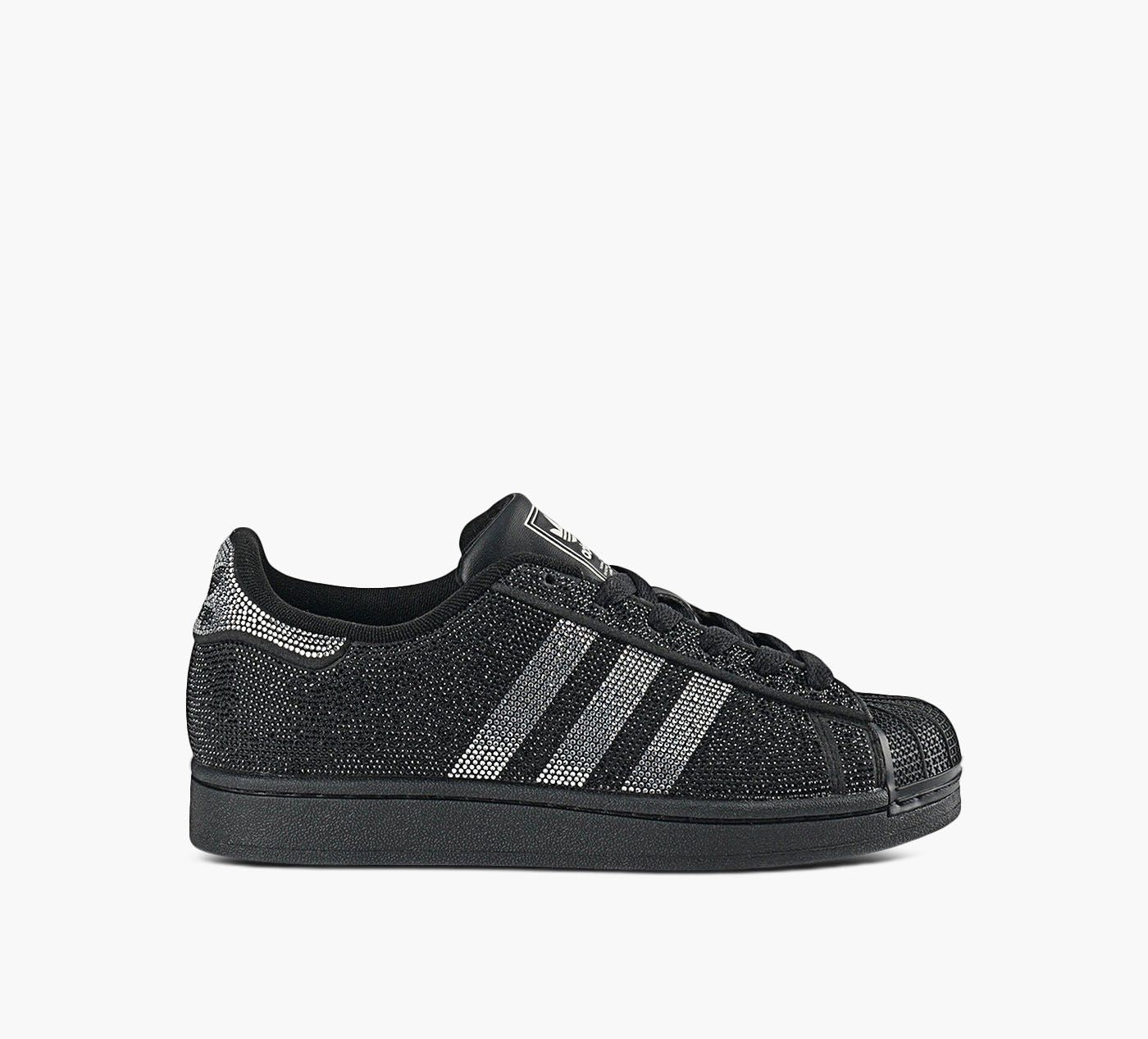 ADIDAS SUPERSTARII in BLACK