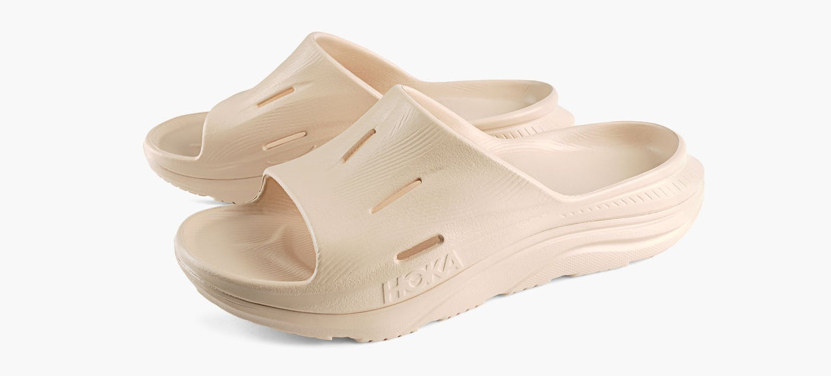 HOKA SANDALEORARECOVERY3 en BEIGE vue 4